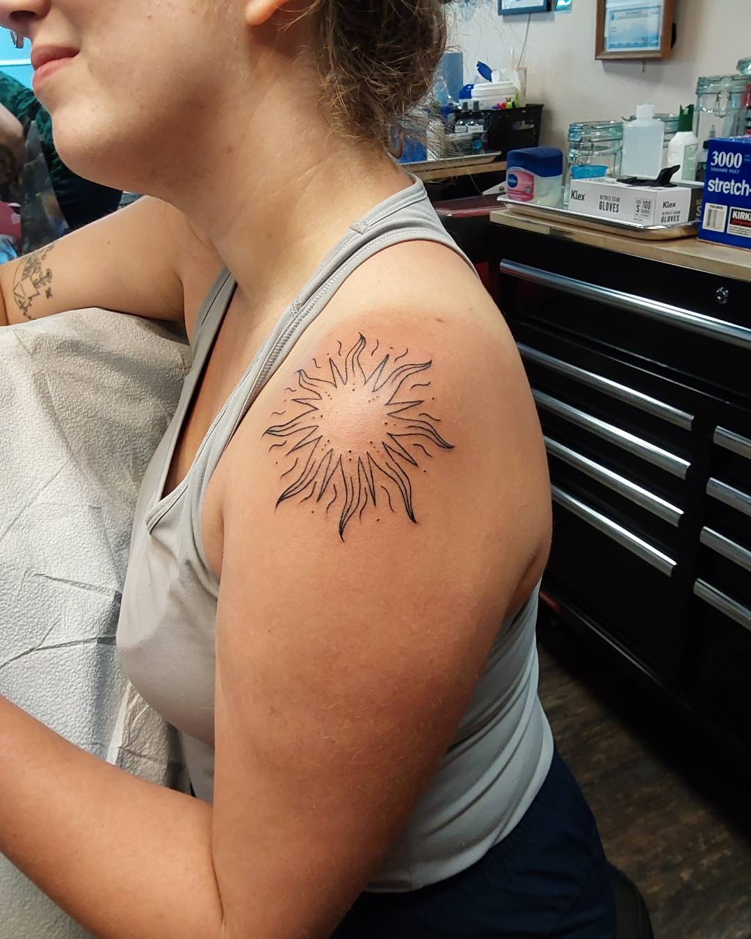 sunshoulder